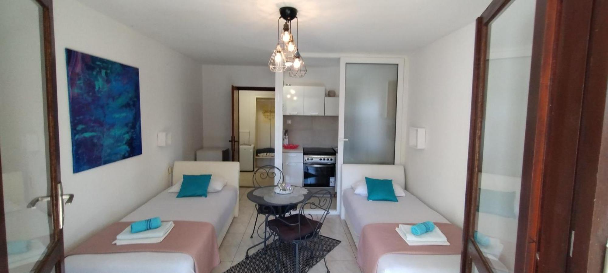 Apartmani Jessica Novalja Exterior photo